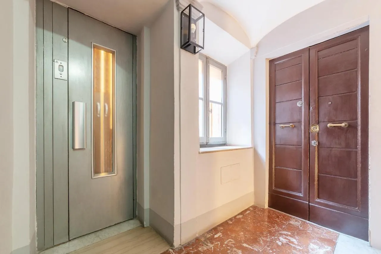 Apartment Giubbonari 23 - Fromhometorome