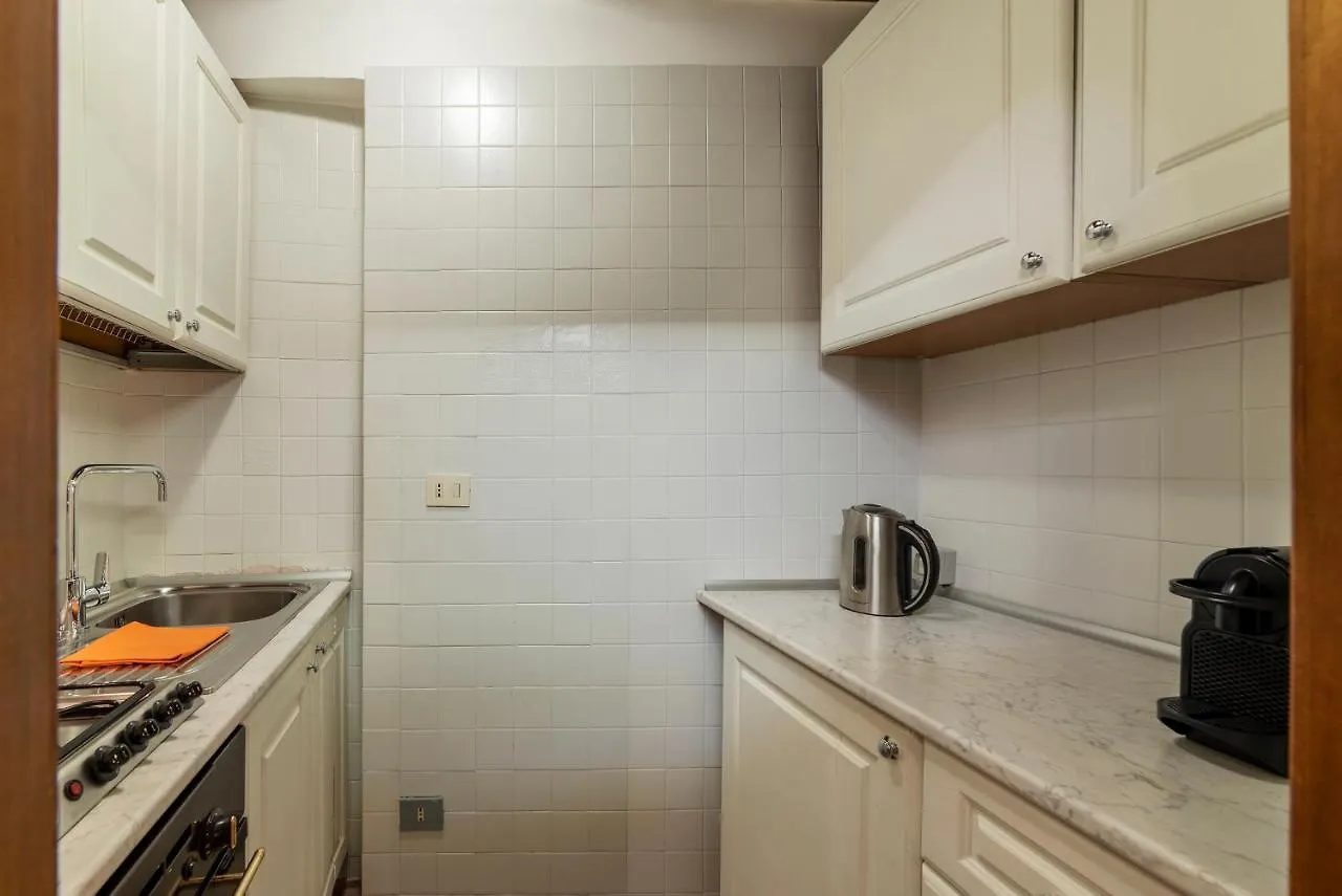 Giubbonari 23 - Fromhometorome Apartment Rome